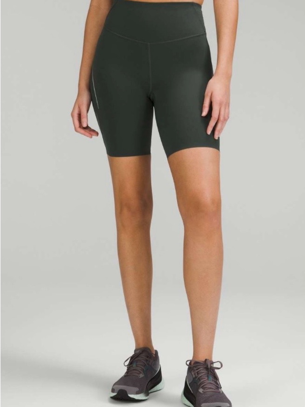 Lululemon Base Pace High-Rise Reflective Short 8" in Smoked Spruce size 14 - Picture 5 of 7